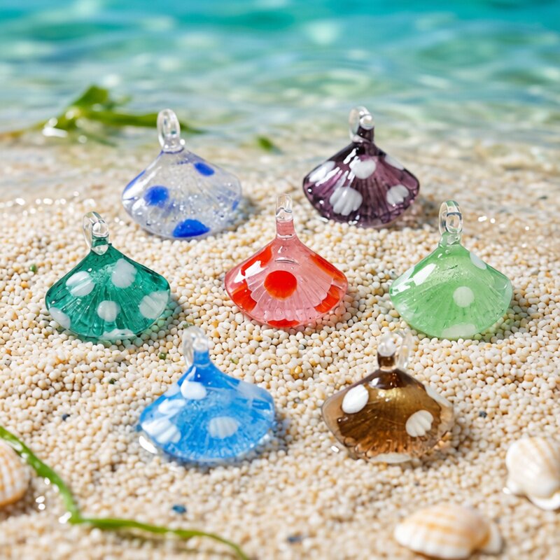 Colorful Mini Sea Shell Charm  - Marine Aquarium & Regional Centre avis et prix