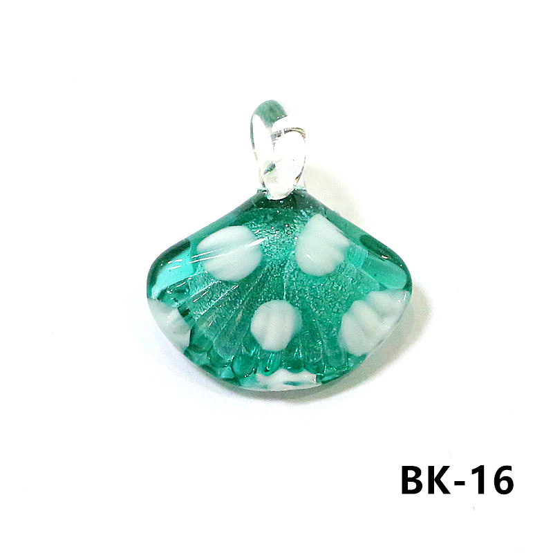Colorful Mini Sea Shell Charm  - Marine Aquarium & Regional Centre avis et prix